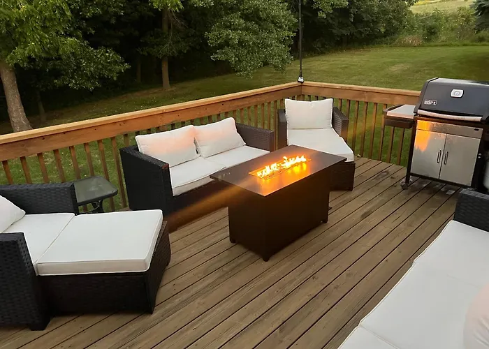 Ferienhaus Beautiful House - Hot Tub, Sunroom, Pool Table, Arcade Galena